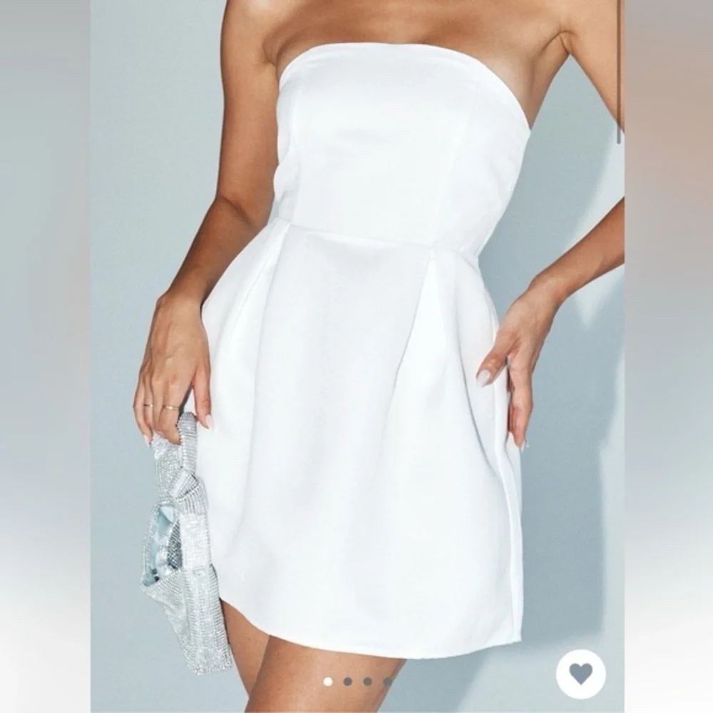 Princess Polly Strapless White Dress Size 4 - Picture 2 of 16